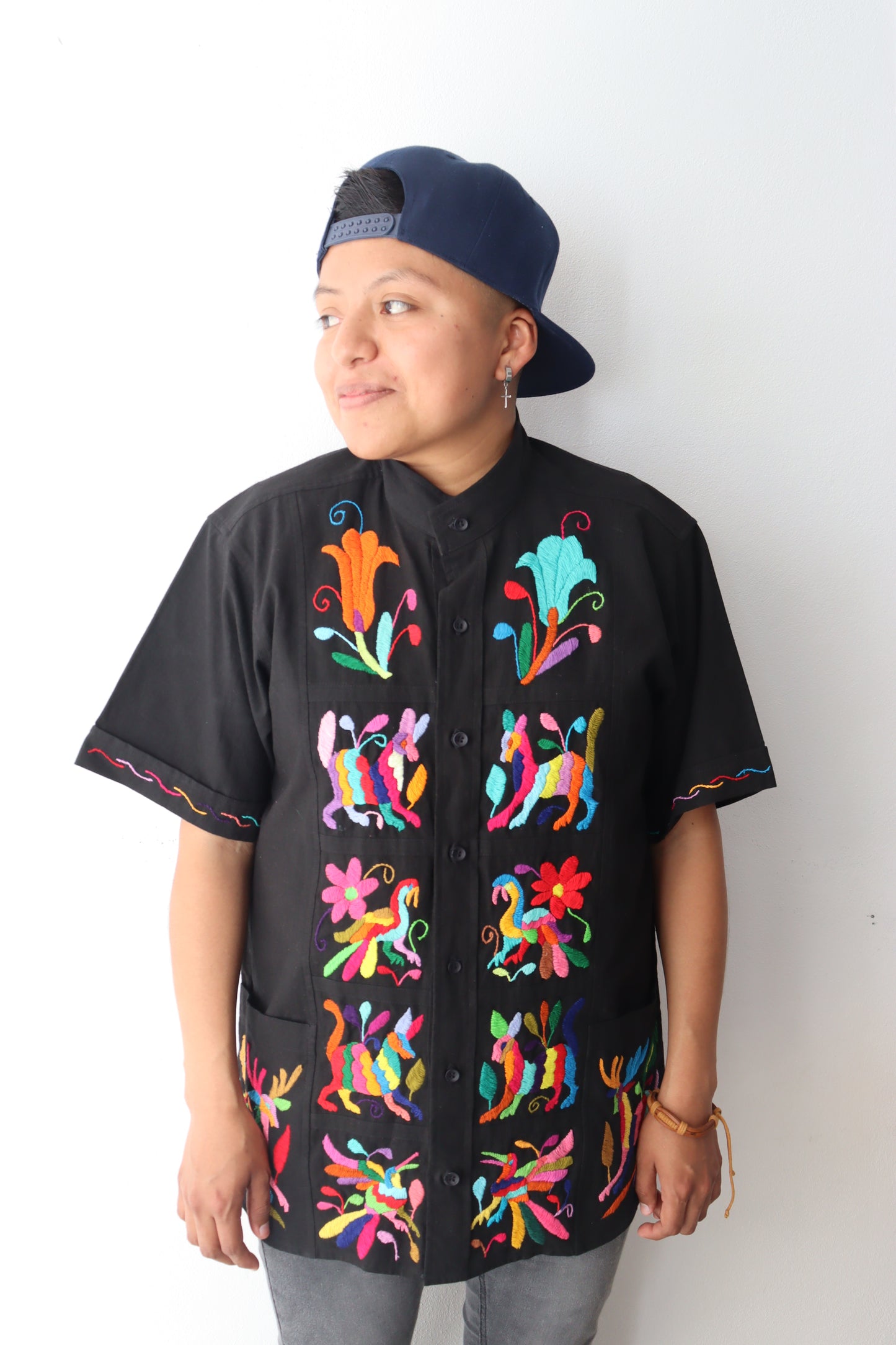 Camisa en color negro de Maria