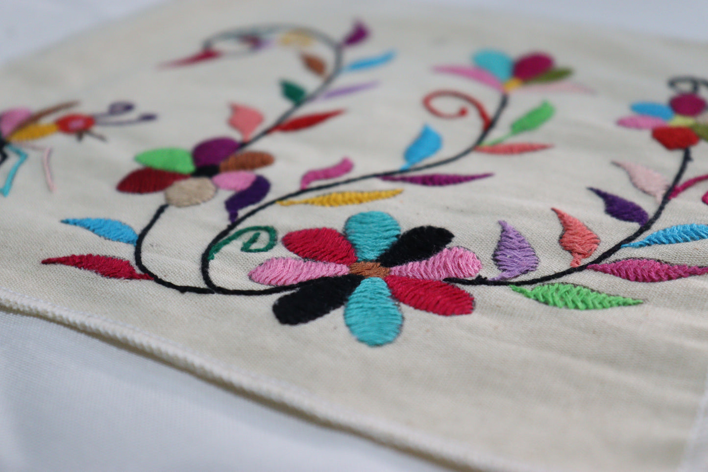 Small square with swan by Silvia