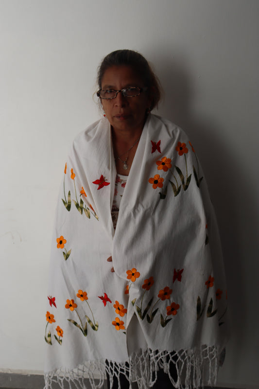 Rebozo con mariposas y flores de Maria 