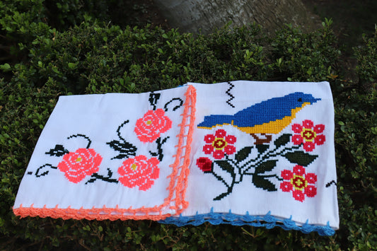 Dish towel set (2) with bird and flowers by Elizabeth