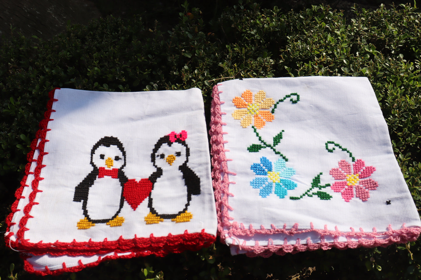 Dish towel set (2) with penguin and flowers by Elizabeth