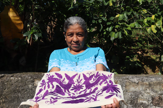 Cuadrado morado de Crescenciana 